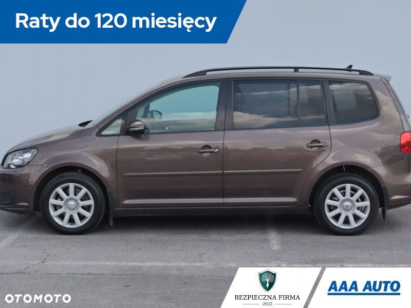 Volkswagen Touran - 4