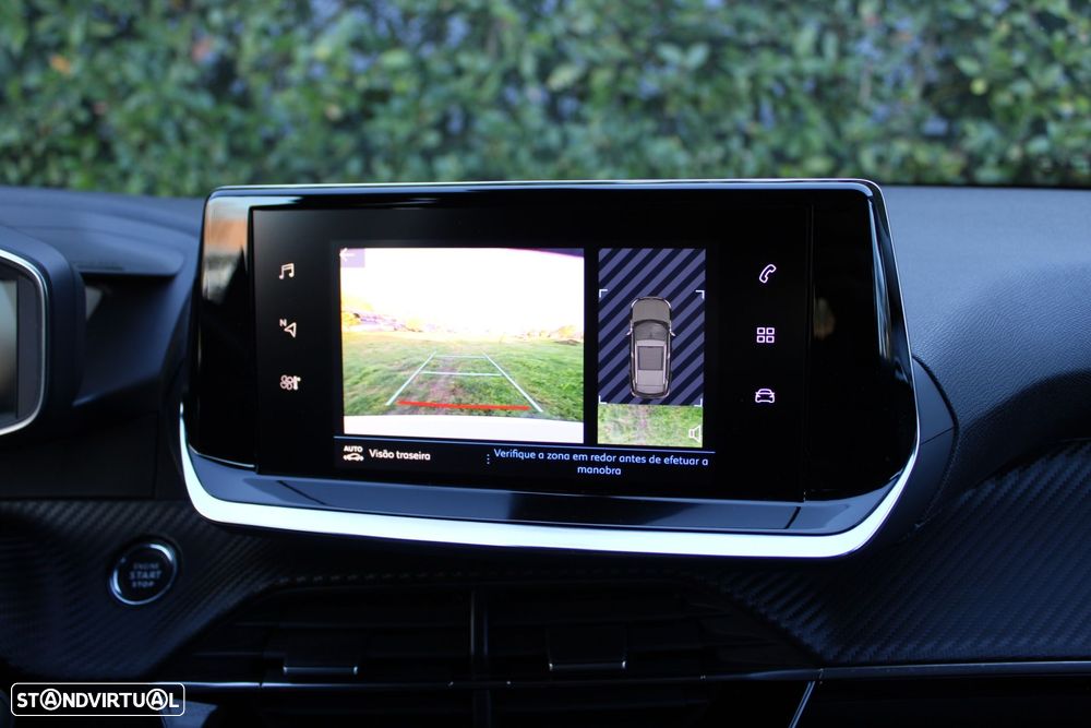 Peugeot 2008 1.2 PureTech Allure Pack - 4