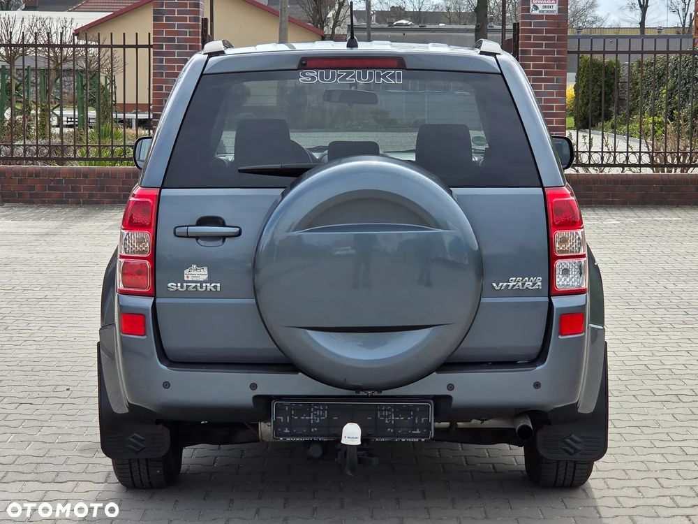 Suzuki Grand Vitara 1.9 DDiS Comfort DPF Family - 4