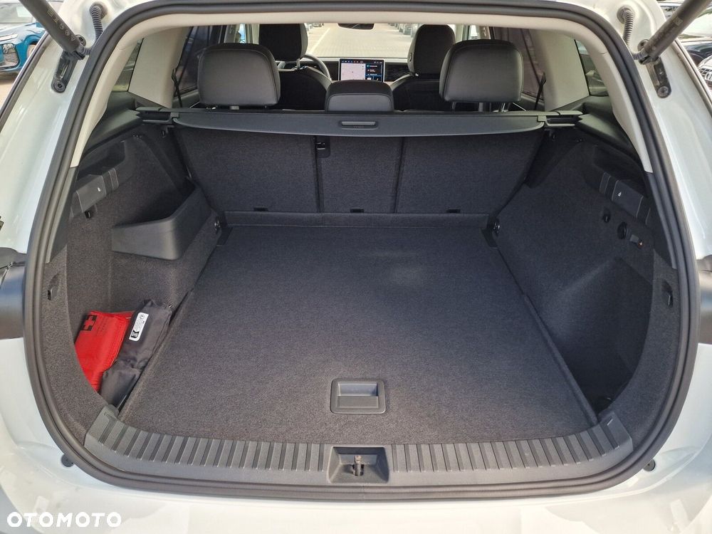 Volkswagen Tayron 2.0 TDI SCR Elegance DSG - 15