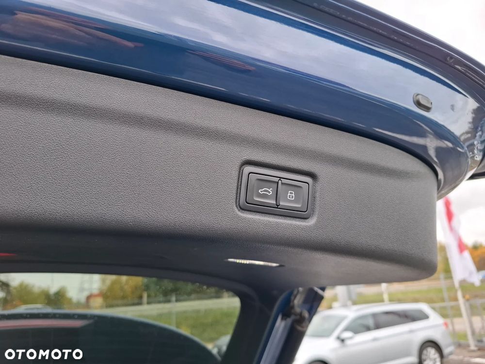 Audi Q6 e-tron Quattro - 16