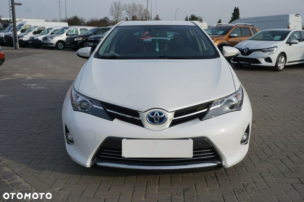 Toyota Auris - 2