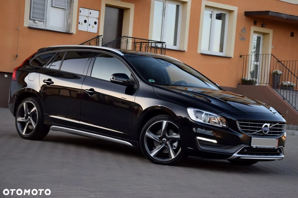 Volvo V60 D4 Geartronic Momentum - 2