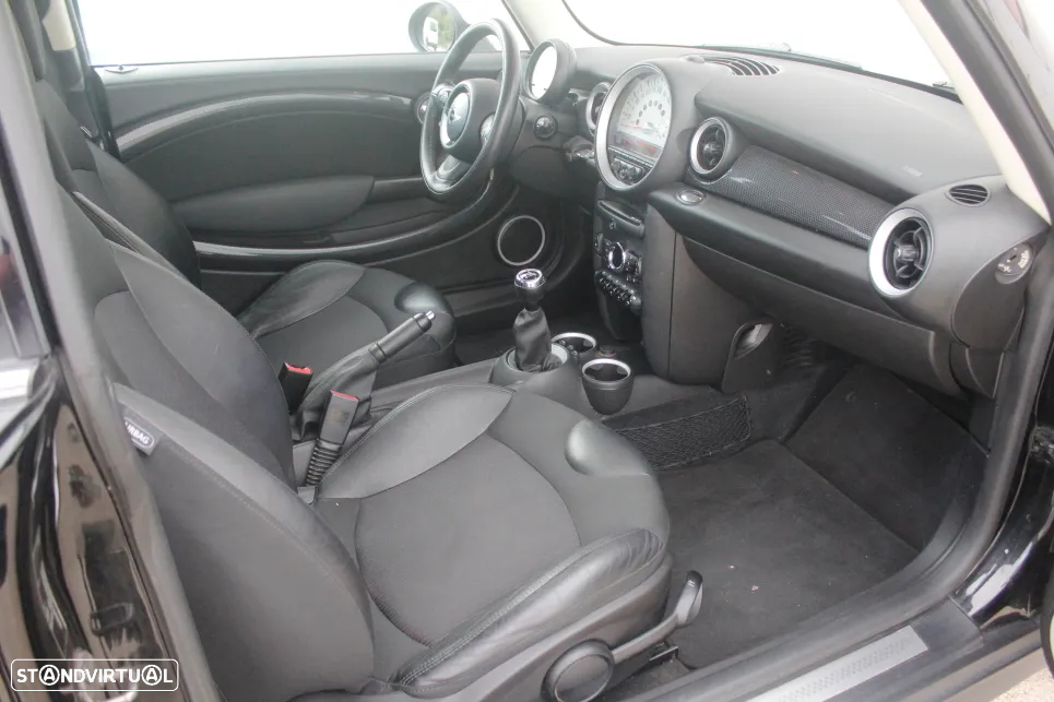 MINI 3 Portas Cooper S - 11