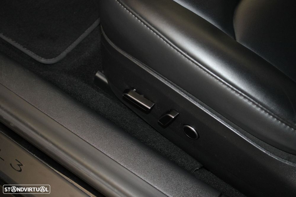 Tesla Model 3 Long Range Tração Traseira - 21