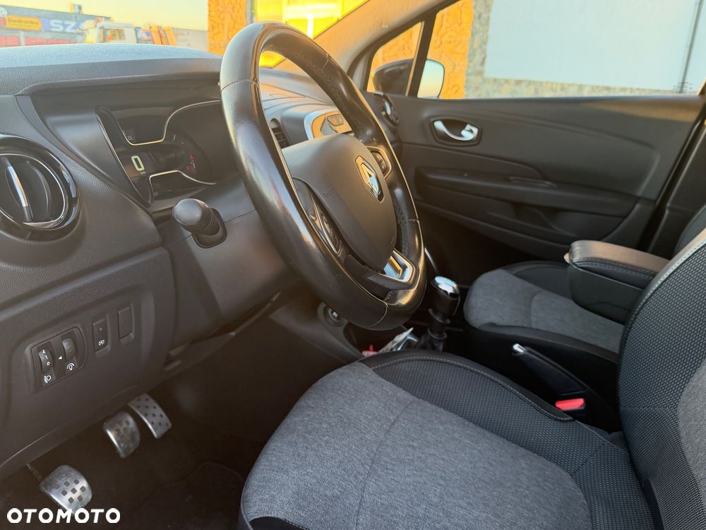 Renault Captur - 27