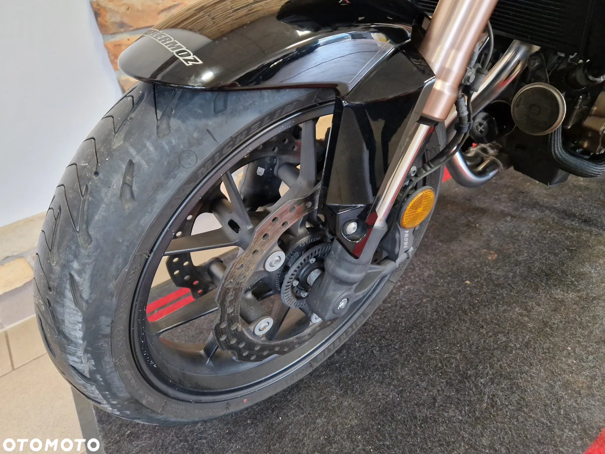 Honda CB - 18