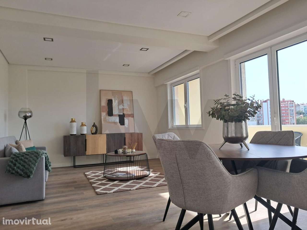 T3 em Benfica - Grande imagem: 2/22