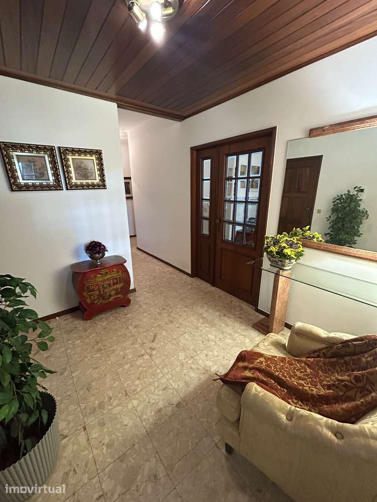 Apartamento T3 + 1 no Centro da Cidade em Guimarães - Grande imagem: 3/19