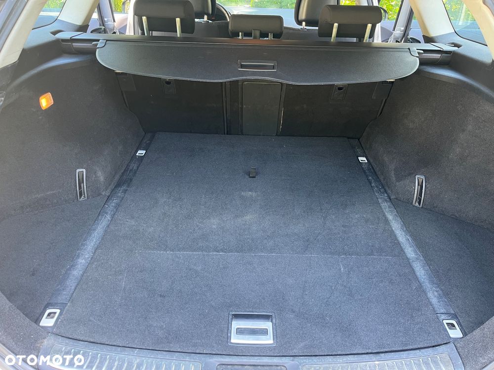 Toyota Avensis 2.0 D-4D Sol - 30