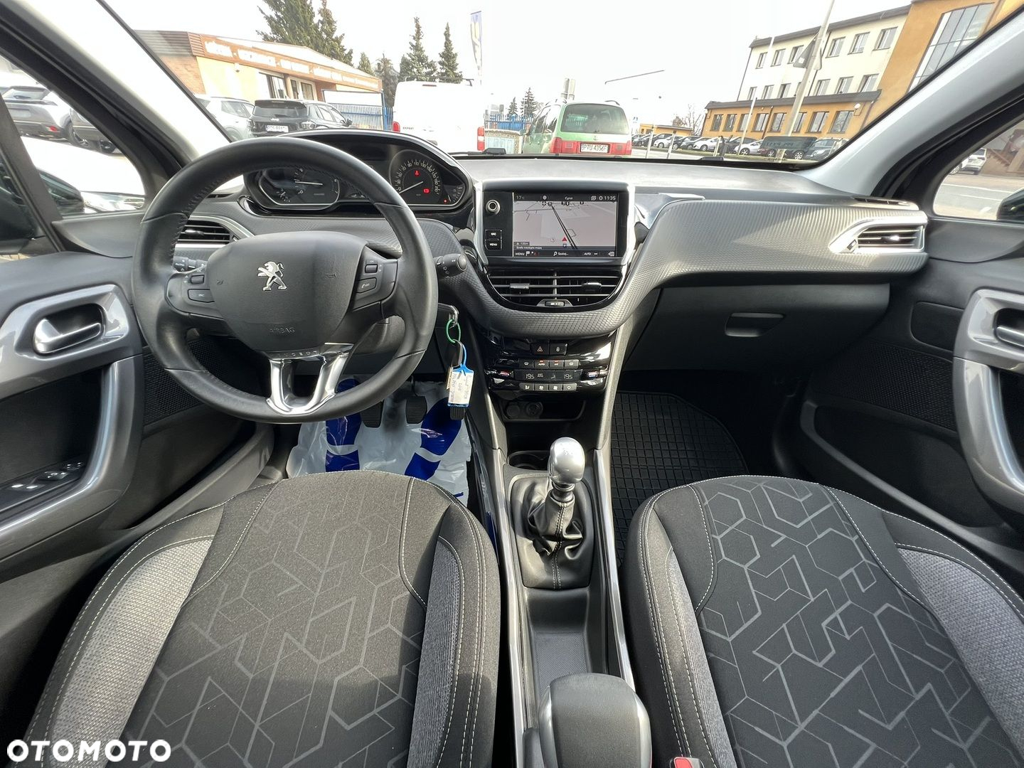 Peugeot 2008 - 16