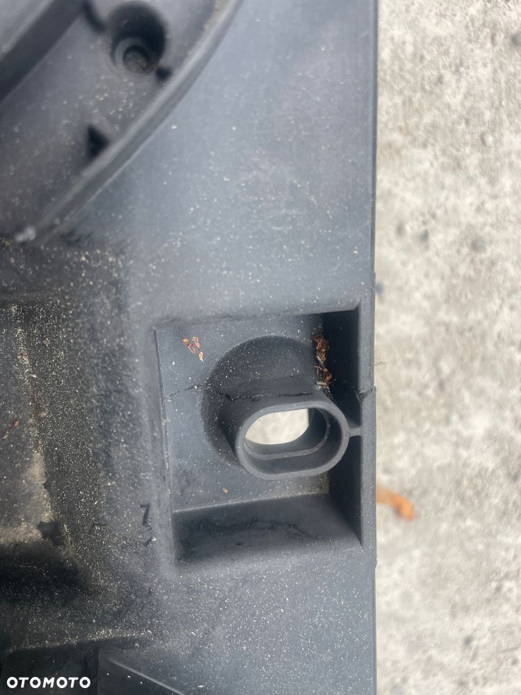 Żaluzja powietrza pod gril BMW X3 G01 T350638 - 3