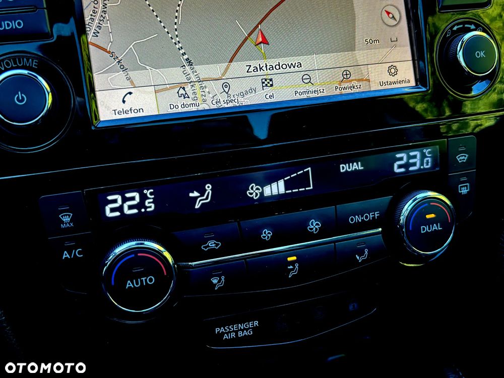 Nissan Qashqai 1.5 dCi N-Connecta - 24