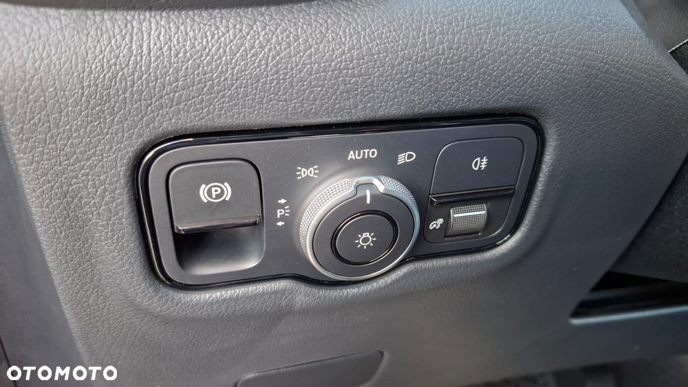 Mercedes-Benz Vito - 9