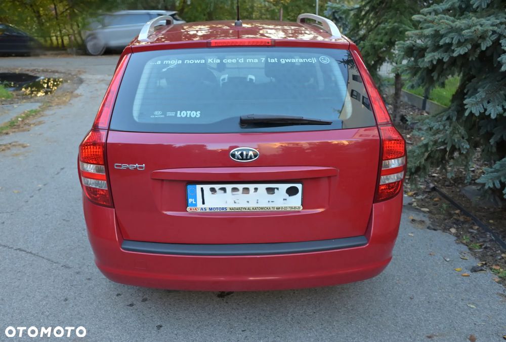 Kia Ceed 2008 photo 4