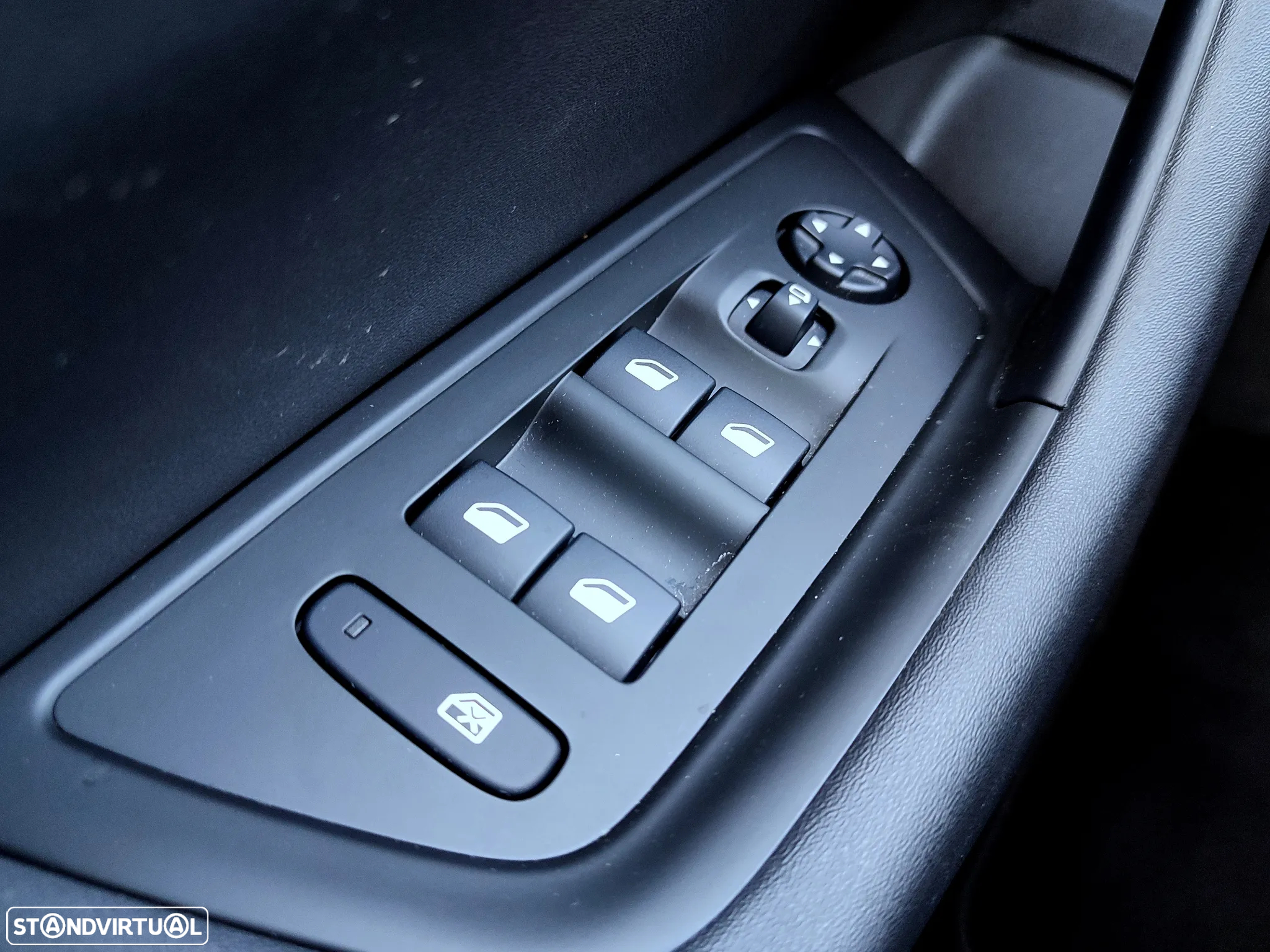 Peugeot 508 1.6 Hybrid Allure Pack e-EAT8 - 25