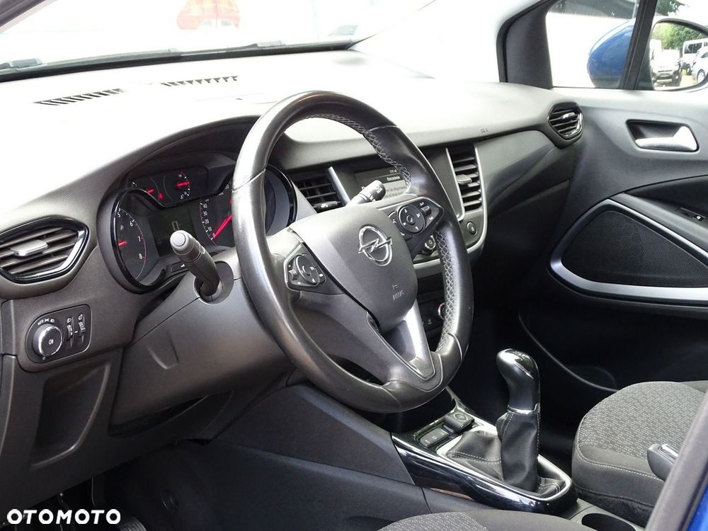 Opel Crossland X - 12