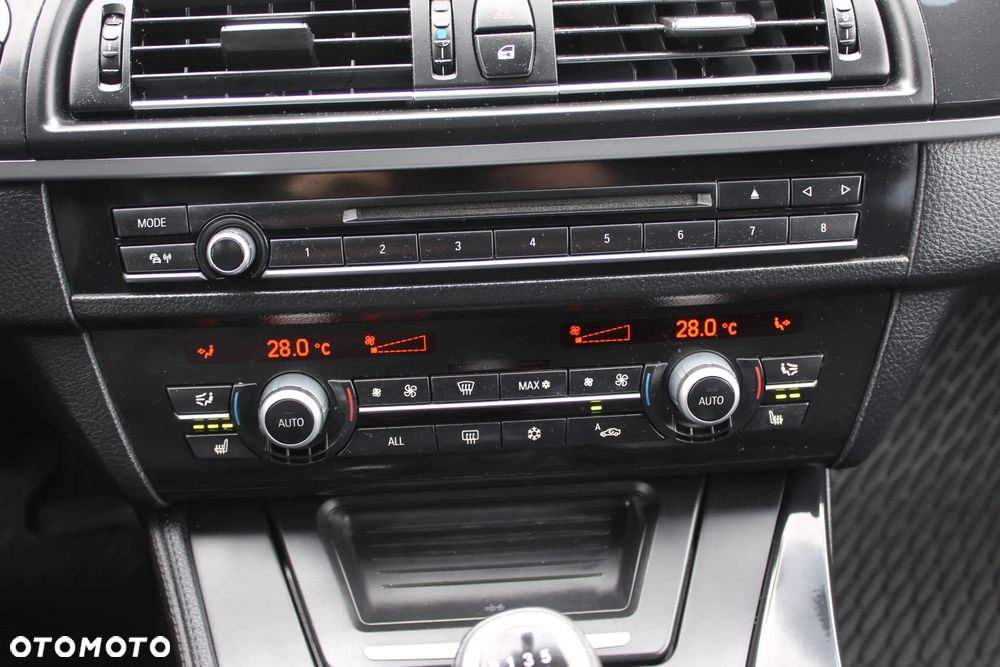 BMW Seria 5 520d - 18