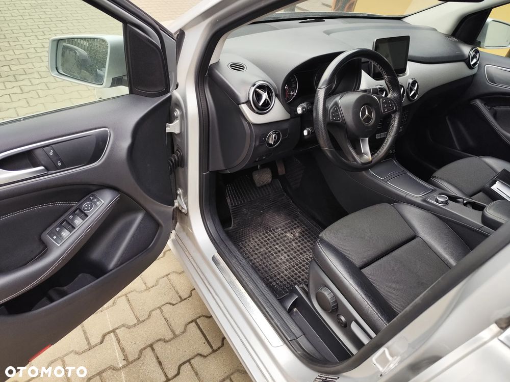 Mercedes-Benz Klasa B 180 d 7G-DCT Edition - 11