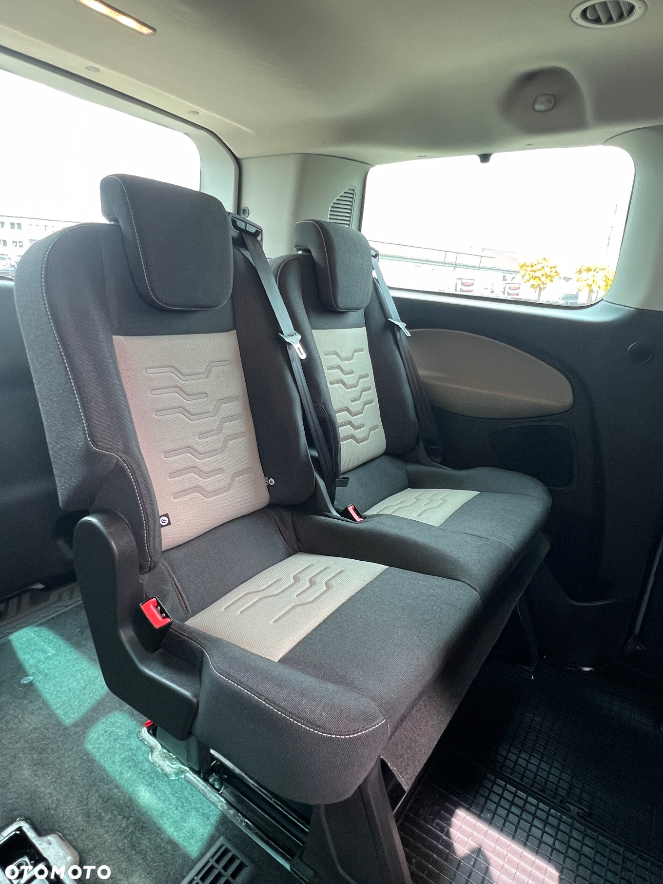 Ford Tourneo Custom 2.0 EcoBlue L1 Titanium - 20