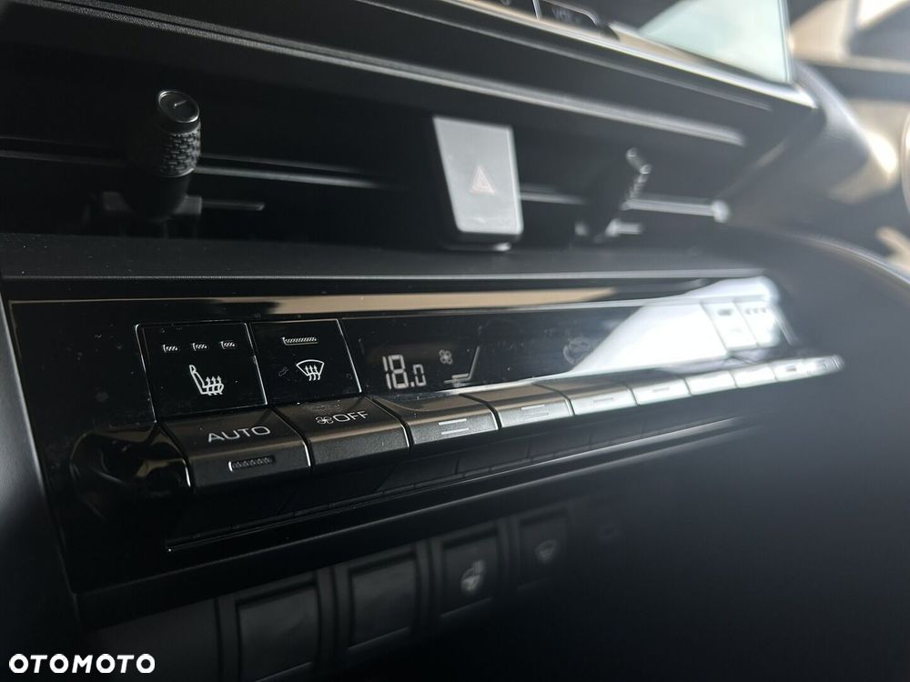 Toyota C-HR 1.8 Hybrid Style - 32