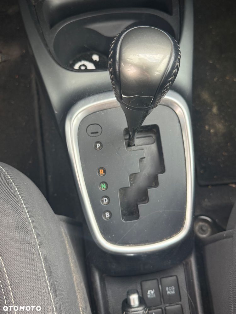 Toyota Yaris - 17