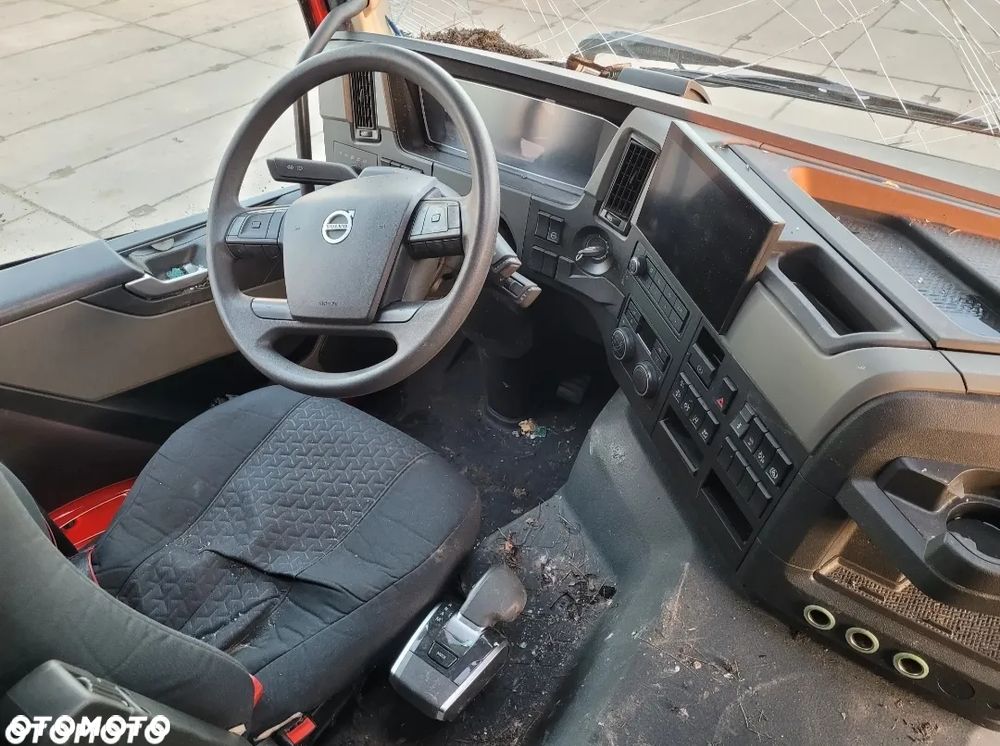 Volvo 2023 FM430 ADR salon POLSKA WARSZAWA - 4