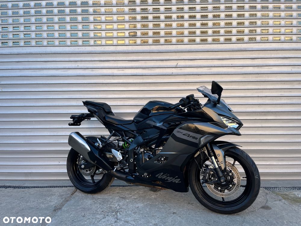 Kawasaki Ninja 400 - 24