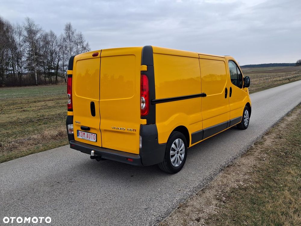 Opel Vivaro - 8