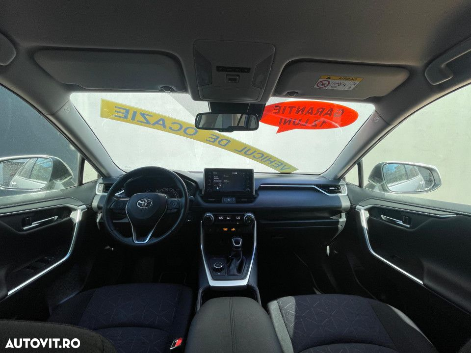 Toyota RAV4 - 7