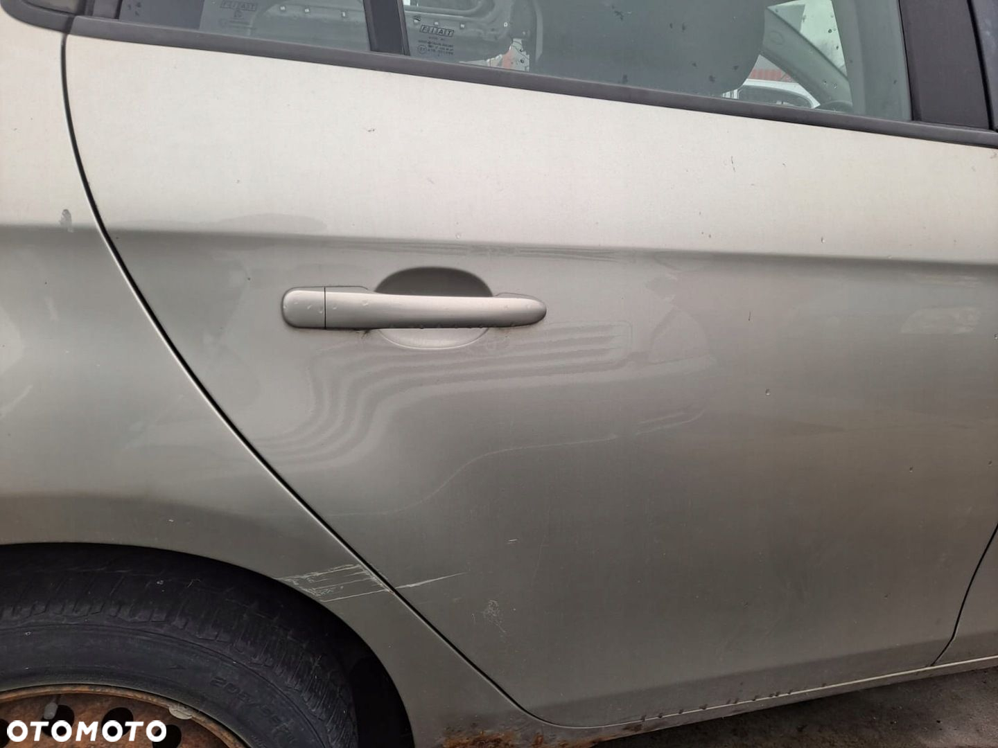 FIAT BRAVO 198 II 272/B 272 AVORIO VANITOSO DRZWI TYŁ PRAWE - 2