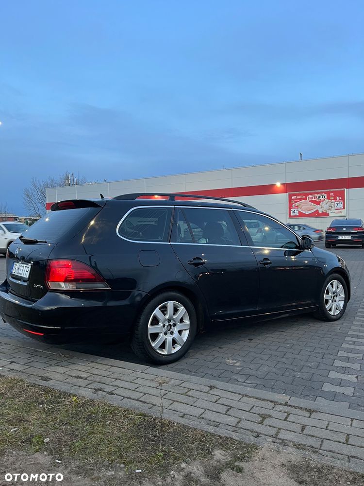 Volkswagen Golf VI 2.0 TDI Comfortline DSG - 10