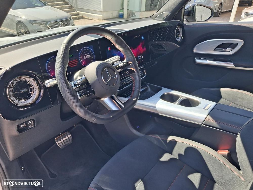 Mercedes-Benz GLB 250+ EQ - 11