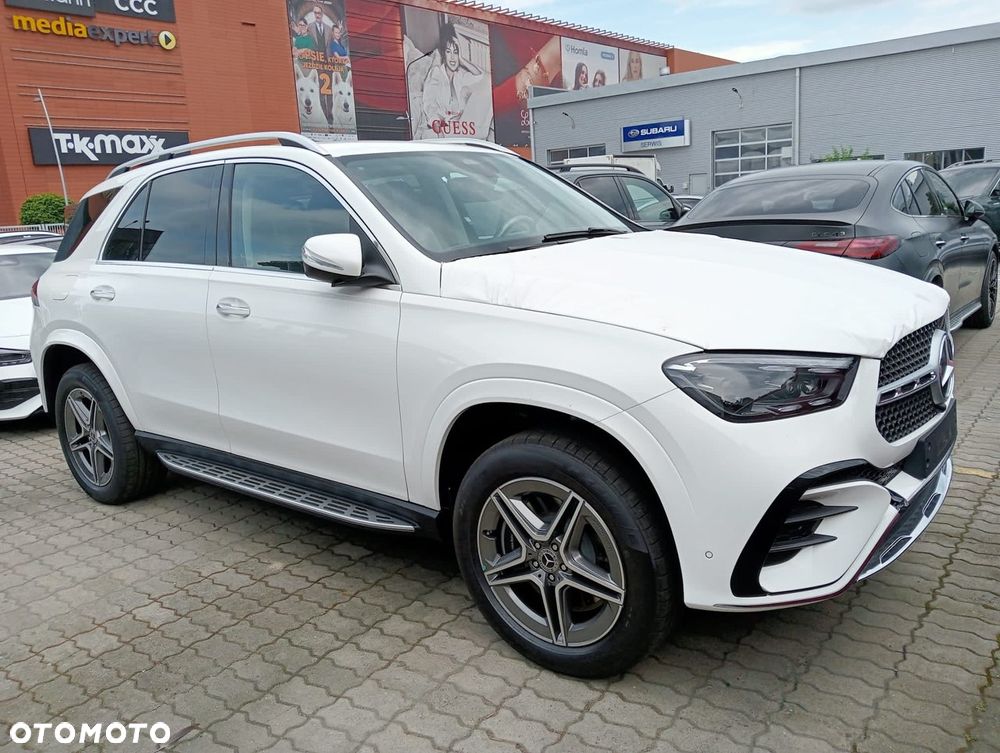 Mercedes-Benz GLE - 1