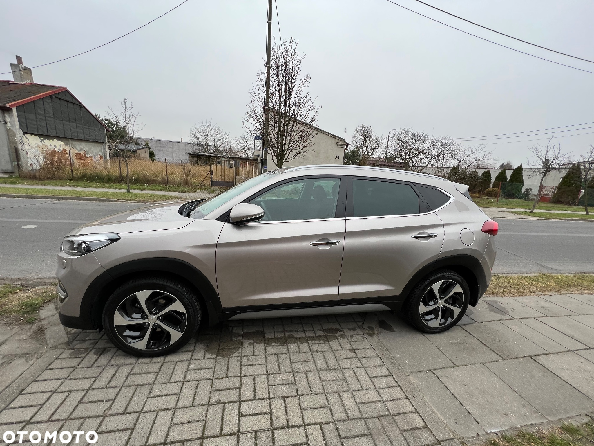 Hyundai Tucson 1.7 CRDI BlueDrive Style 2WD DCT - 2