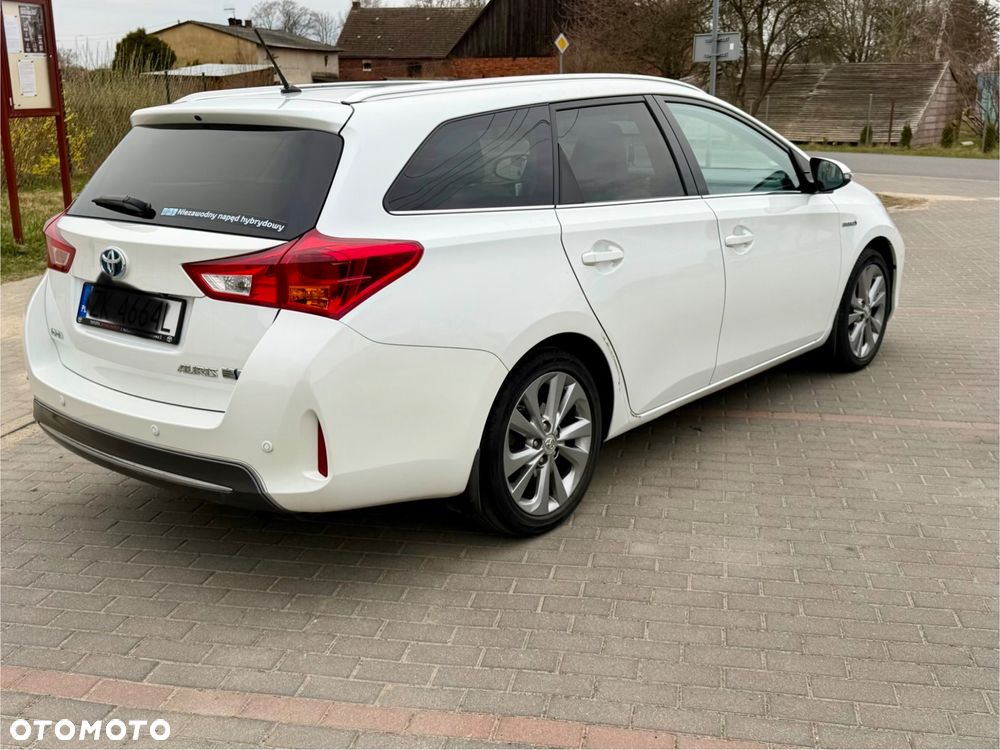 Toyota Auris 1.8 HSD Prestige NAVI - 3