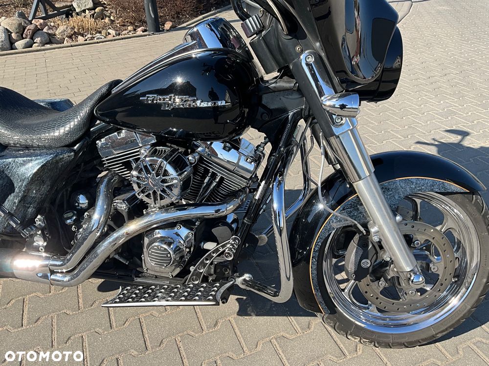 Harley-Davidson Touring Street Glide - 6