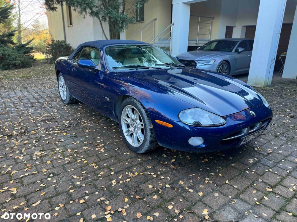 Jaguar XK8 - 3