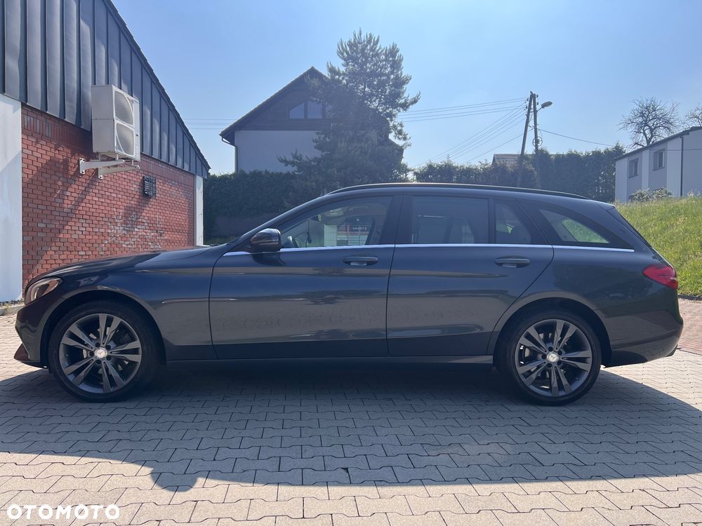 Mercedes-Benz Klasa C 220 d 4-Matic 7G-TRONIC - 11