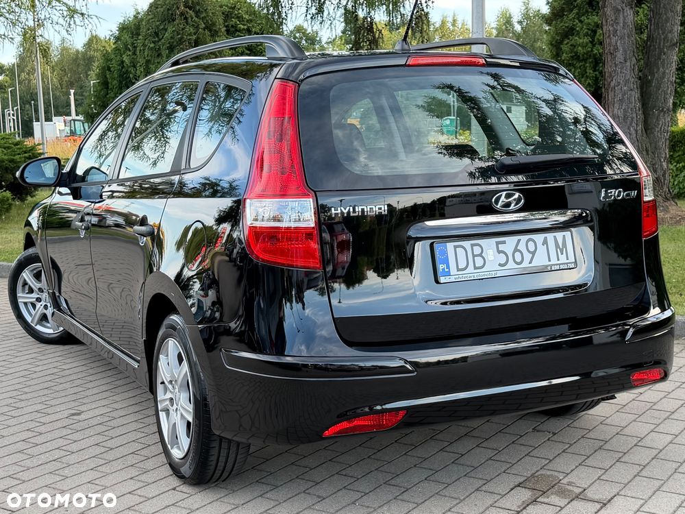 Hyundai i30 i30cw 1.4 UEFA EURO 2012 Edition - 24