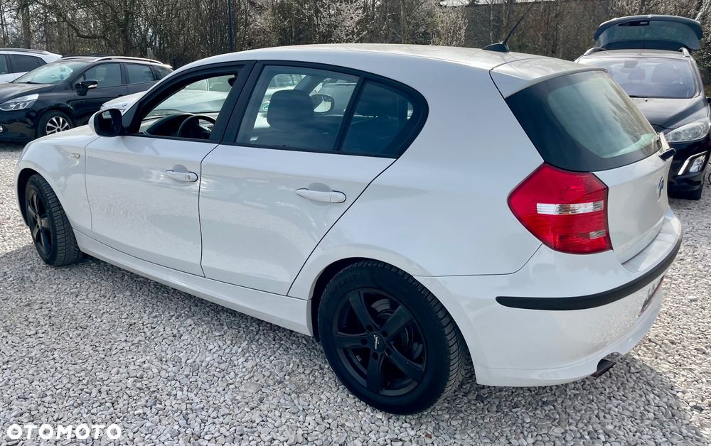 BMW Seria 1 - 17