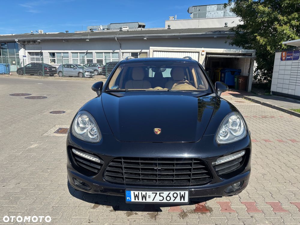 Porsche Cayenne - 30