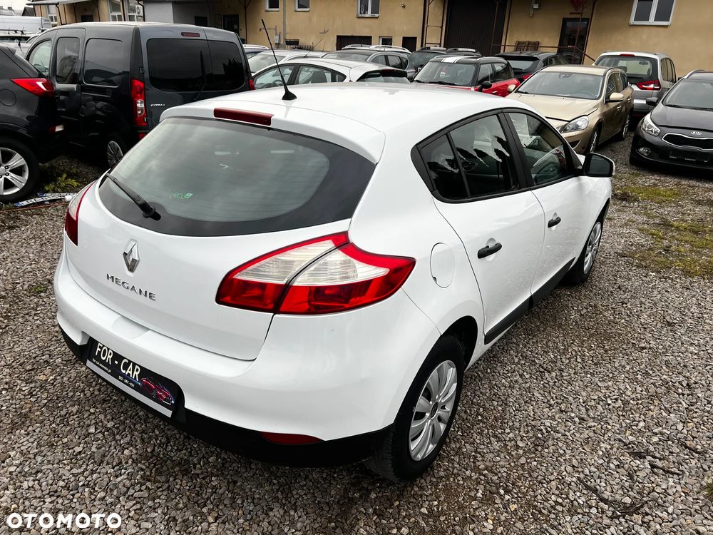 Renault Megane 1.6 16V 110 Dynamique - 4