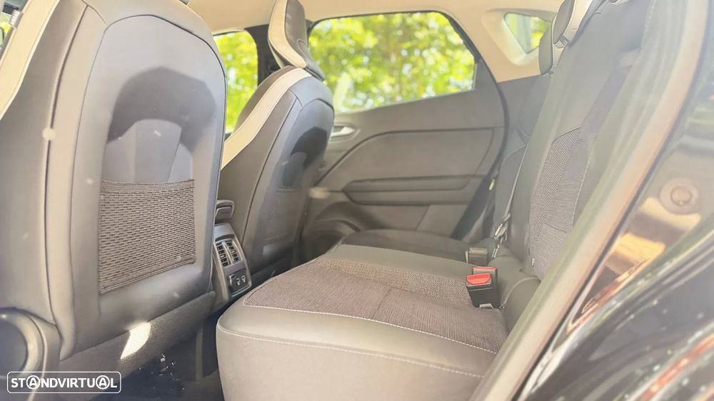 Renault Captur TCe Mild Hybrid 160 EDC TECHNO - 12