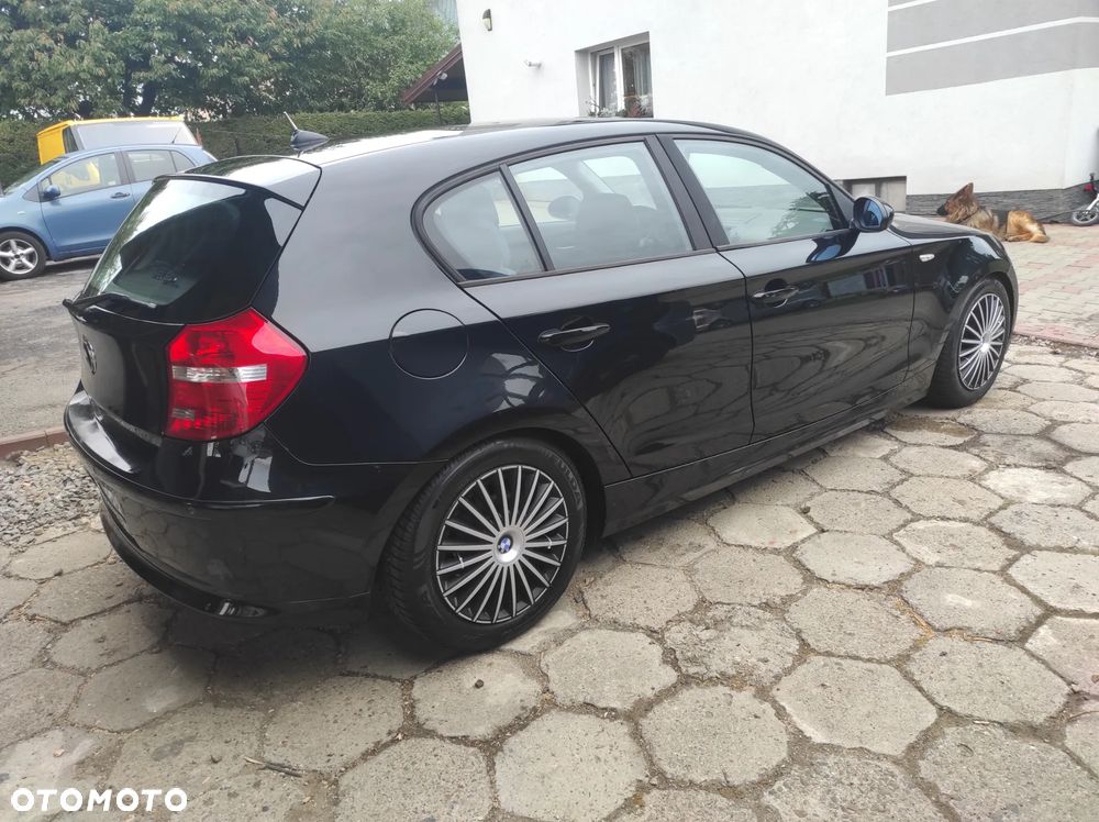 BMW Seria 1 118i - 3