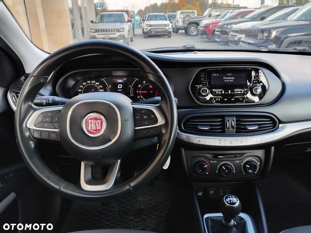 Fiat Tipo 1.4 16v Pop - 12
