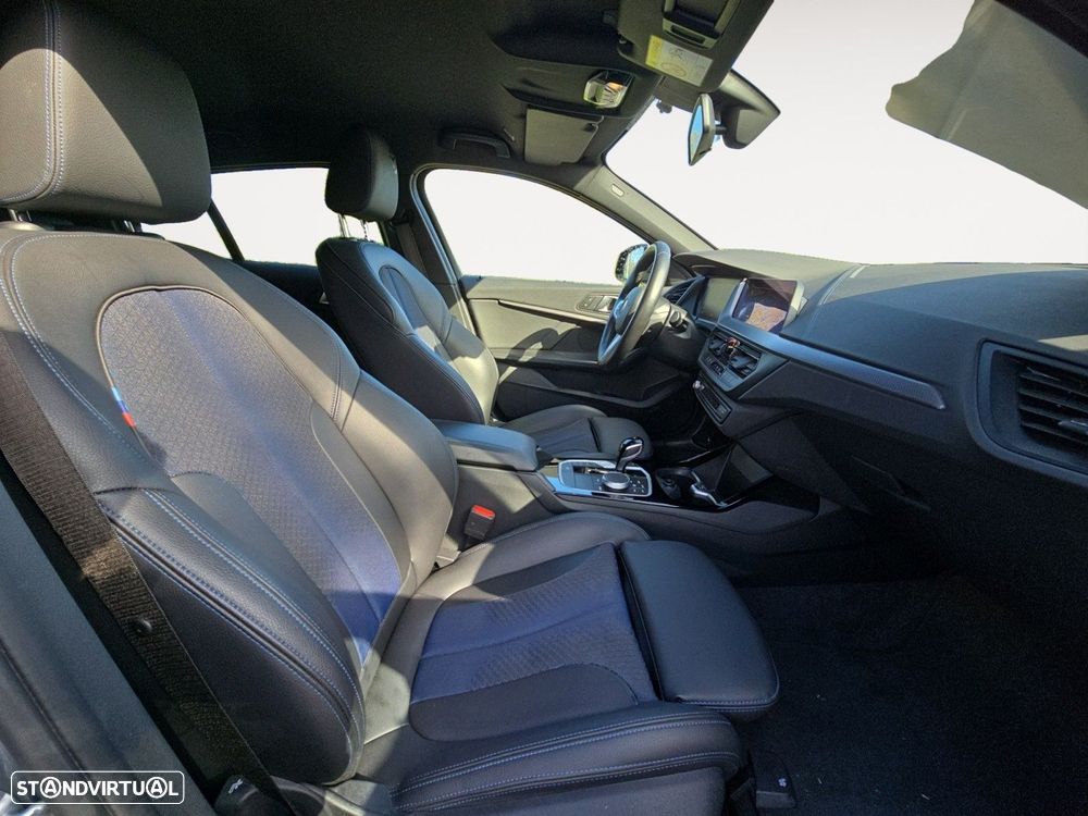BMW 116 d Pack Desportivo M Auto - 15
