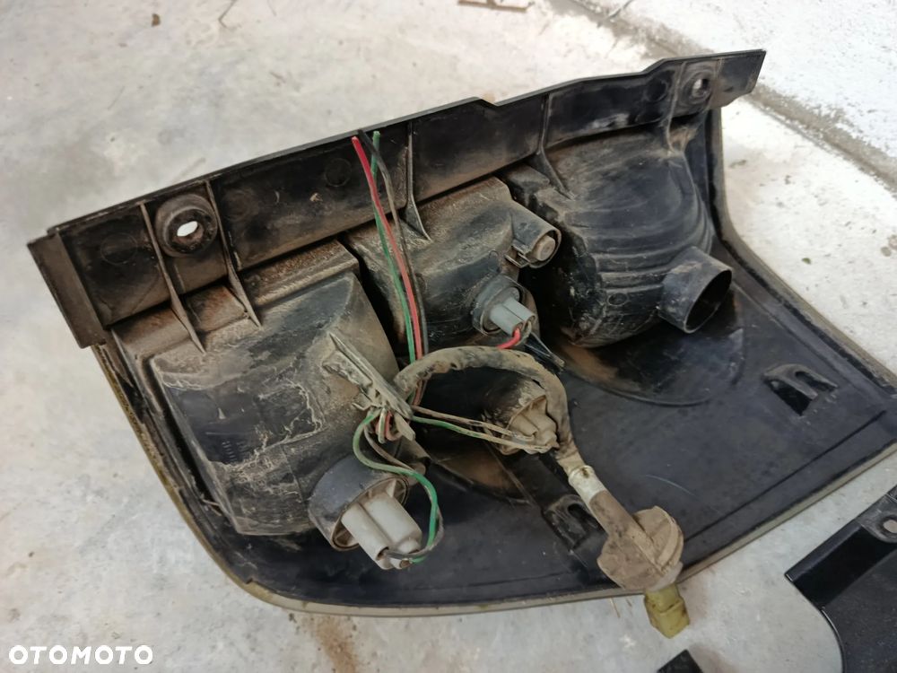 Lampy lampa tył prawa lewa Suzuki Grand Vitara 2 3 Drzwi - 4