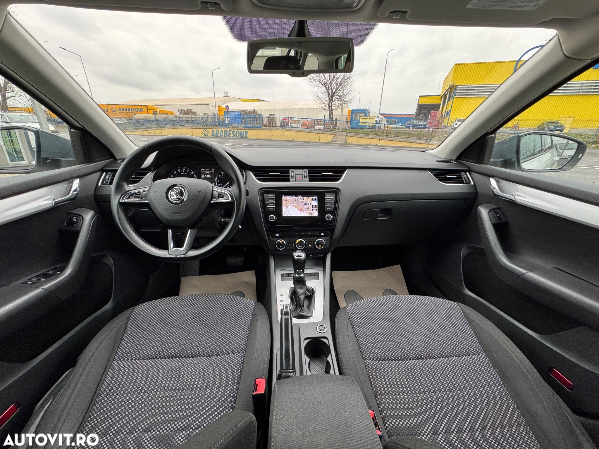 Skoda Octavia 2.0 TDI DSG Ambition - 6