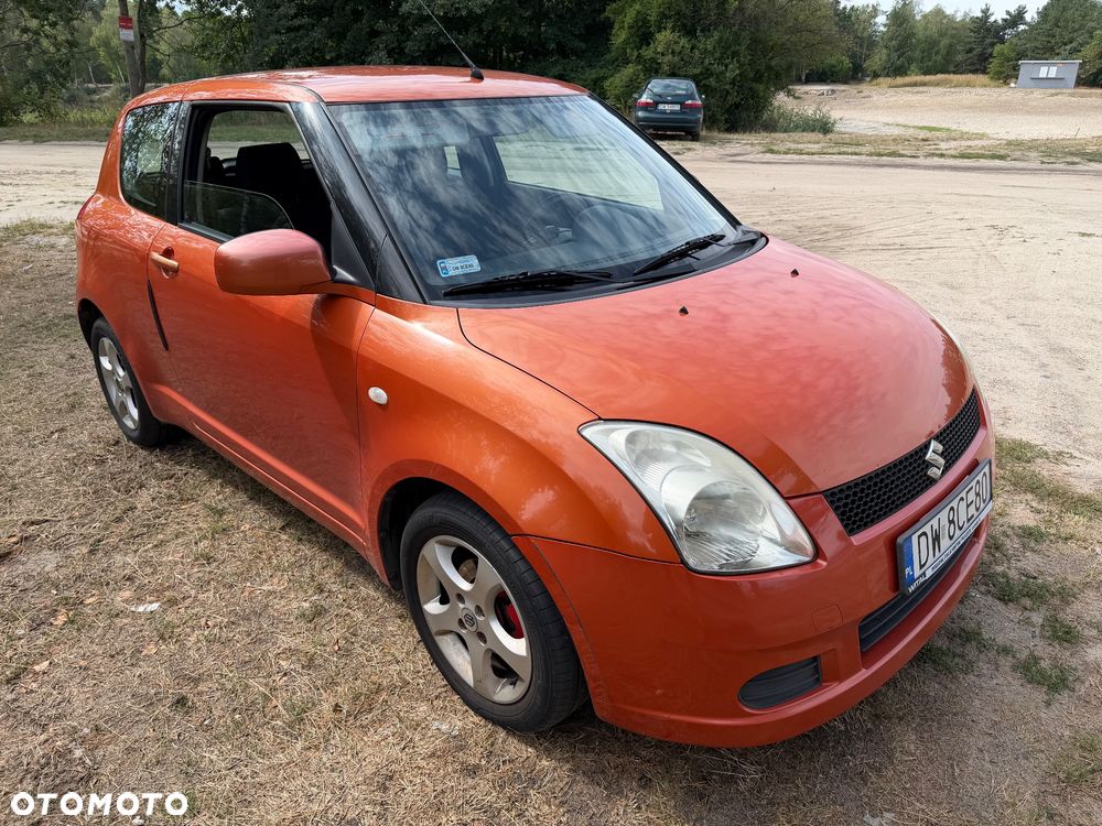 Suzuki Swift - 2